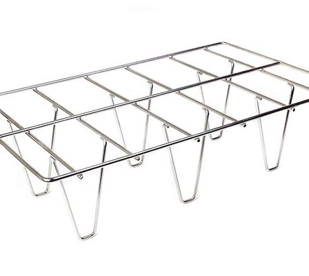 Expositores aramados: a solução eficaz para apresentar seus produtos de maneira organizada