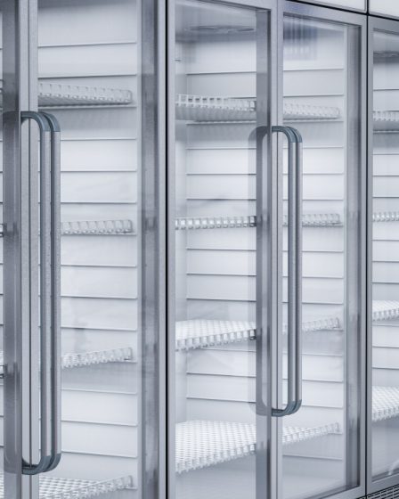 Grade para congelador em inox: durabilidade garantida com a Jetferr